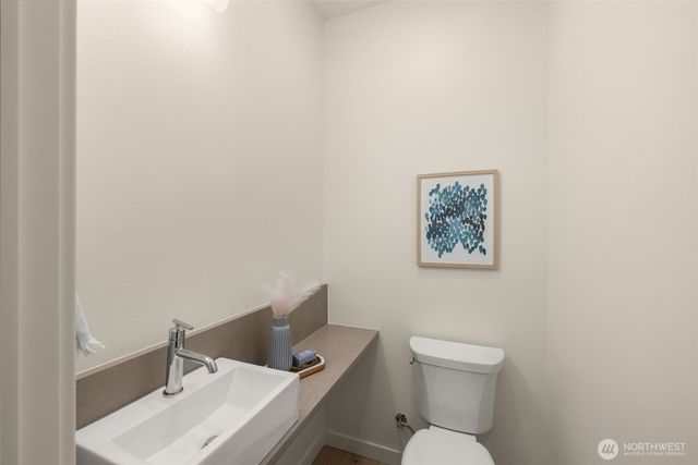 9209 Densmore Avenue N, Seattle, WA 98103