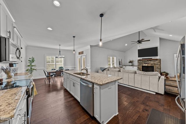 4 Oakmont Drive, Pinehurst, NC 28374