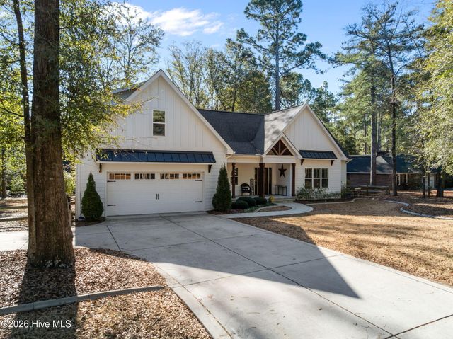 4 Oakmont Drive, Pinehurst, NC 28374