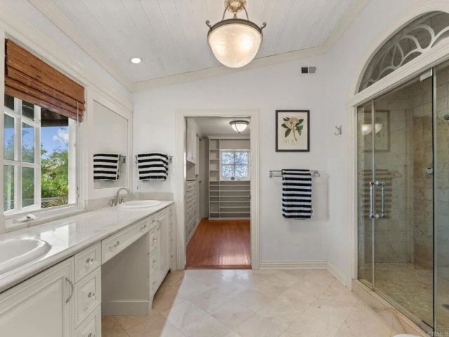 890 Passiflora Avenue, Encinitas, CA 92024