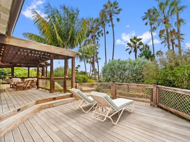890 Passiflora Avenue, Encinitas, CA 92024