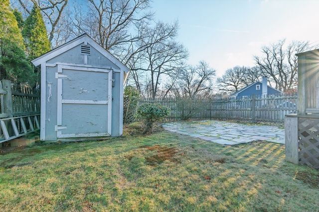 37 Morey Rd, Boston, MA 02132