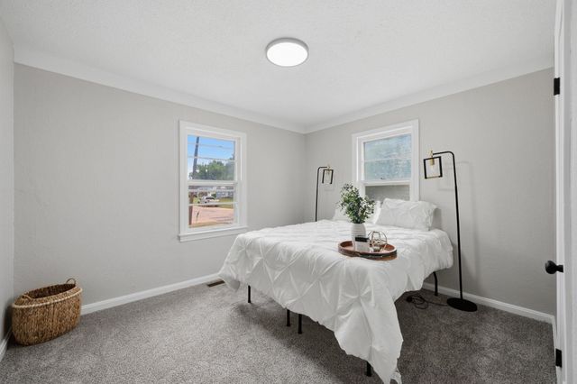 5125 E Elm St, Wichita, KS 67208
