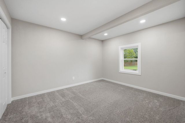 5125 E Elm St, Wichita, KS 67208