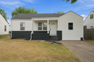 5125 E Elm St, Wichita, KS 67208