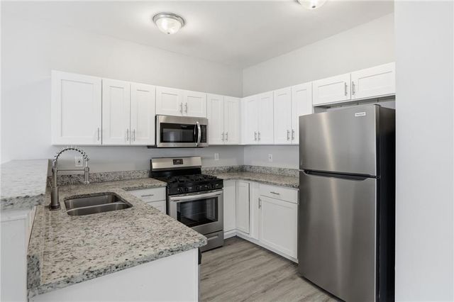 4301 Notting Hill Drive SW, Atlanta, GA 30331