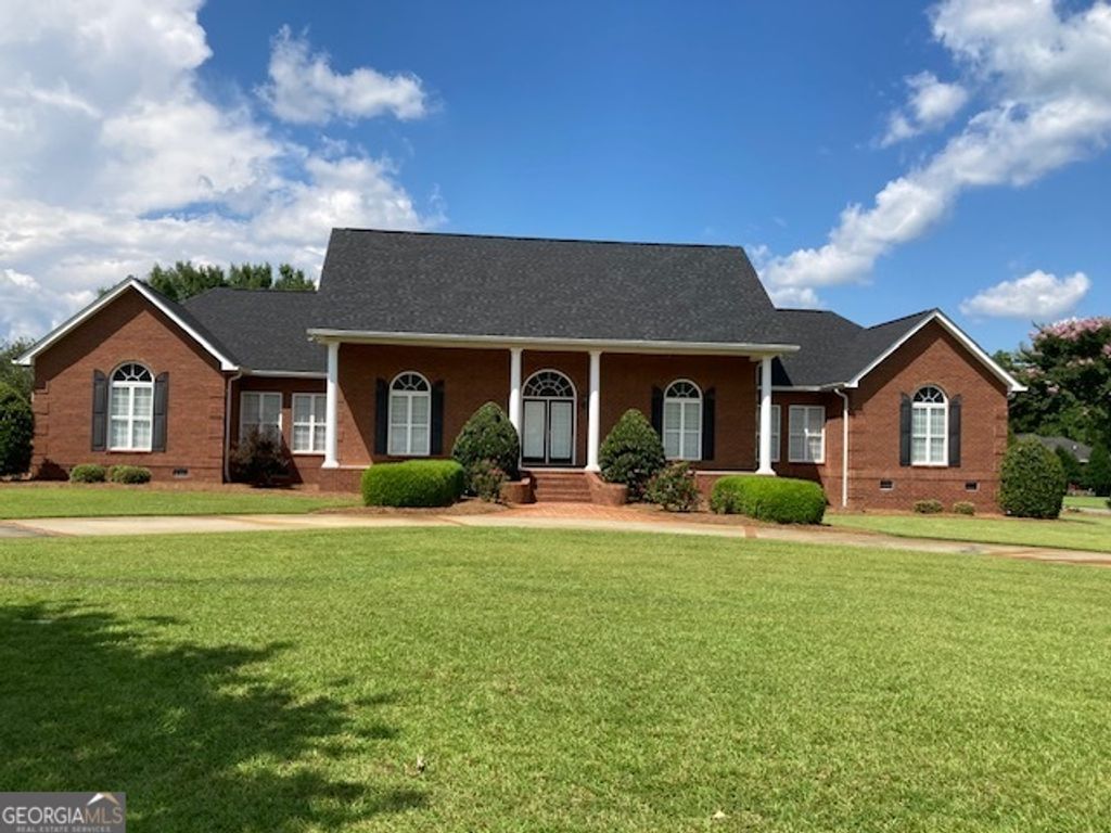 550 Masters Circle, Dublin, GA 31021