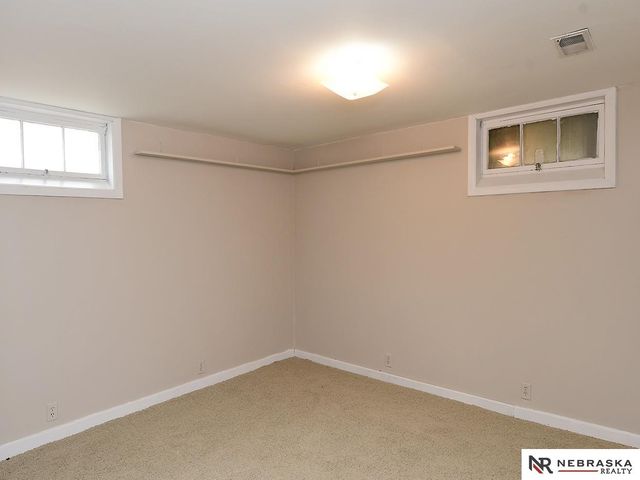 2731 Sharon Drive, Omaha, NE 68112