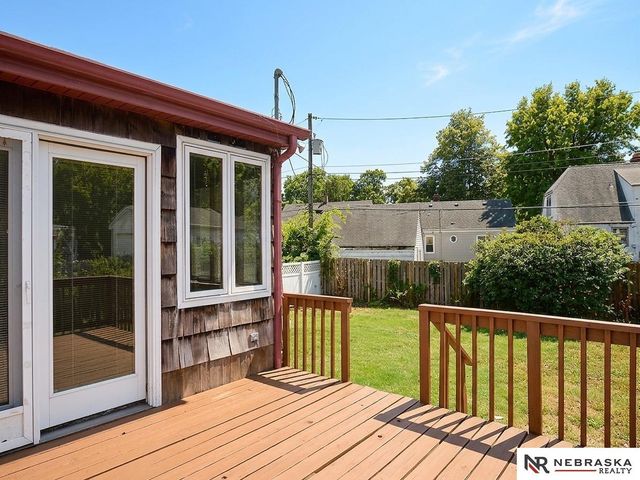2731 Sharon Drive, Omaha, NE 68112