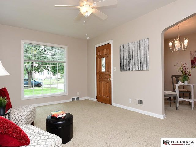 2731 Sharon Drive, Omaha, NE 68112