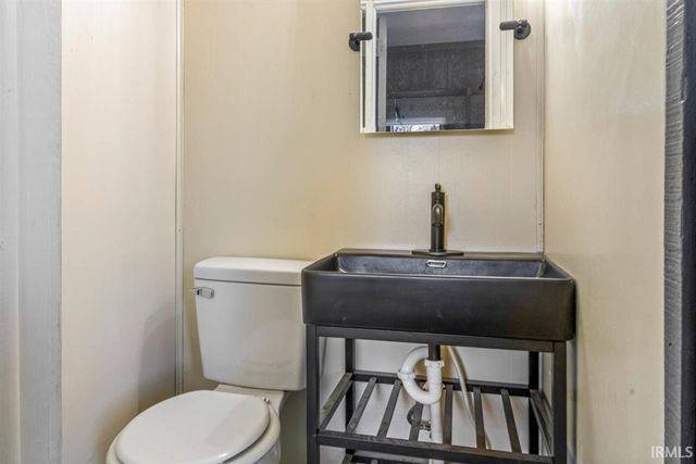 401 E 27th Street, Muncie, IN 47302