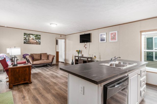 4285 Broadway, D11, Grove City, OH 43123