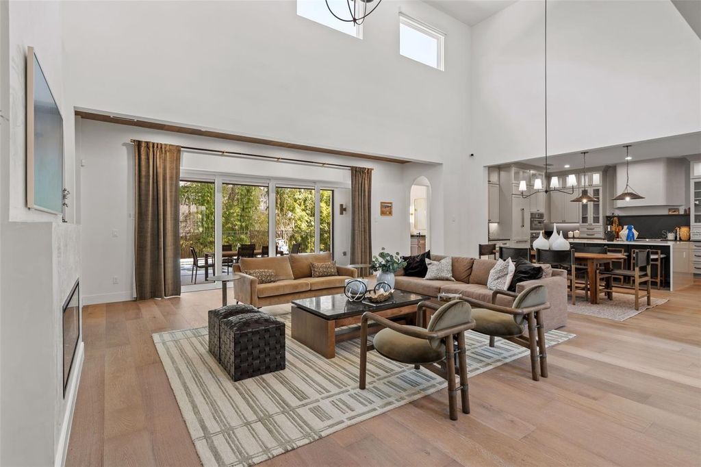 Image 8 of property listing at 2080 LAKE MARKHAM ROAD, Sanford, FL 32771