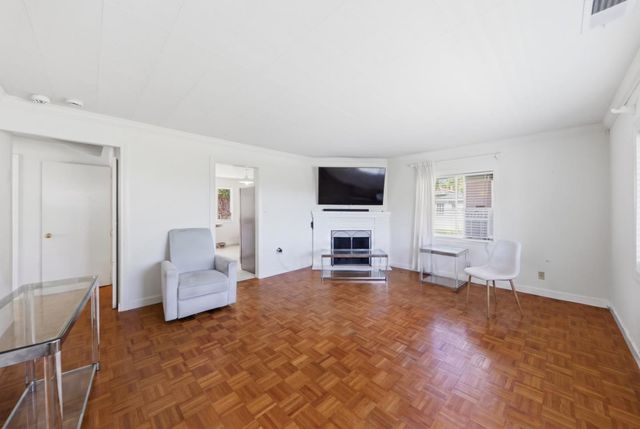 2032 Lyon Avenue, Belmont, CA 94002