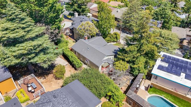 2032 Lyon Avenue, Belmont, CA 94002
