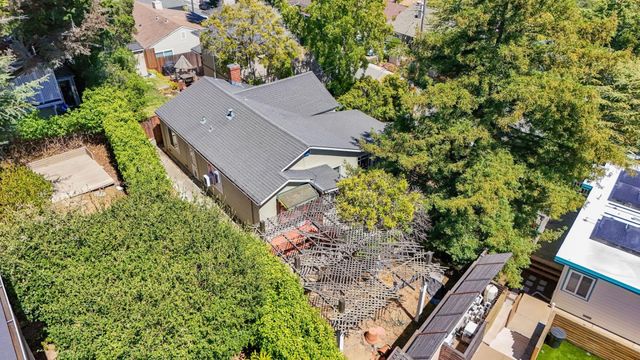 2032 Lyon Avenue, Belmont, CA 94002