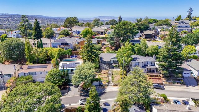 2032 Lyon Avenue, Belmont, CA 94002
