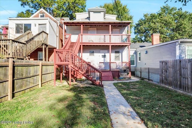 1802 Deerwood Ave B, Louisville, KY 40205