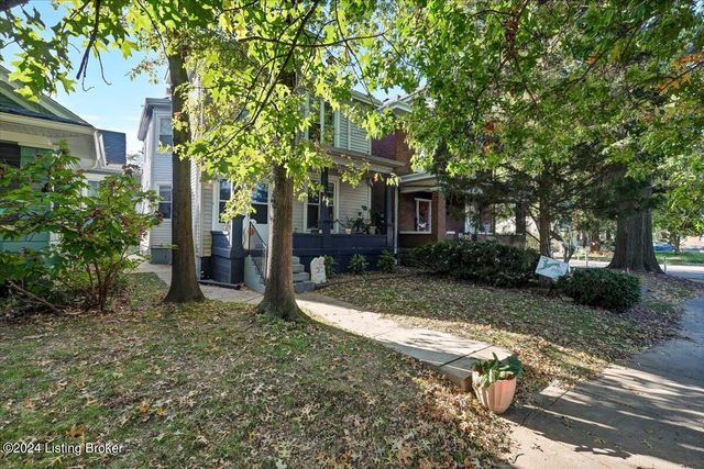 1802 Deerwood Ave B, Louisville, KY 40205