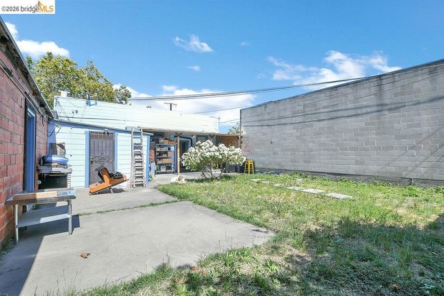 6041 San Pablo Ave, Oakland, CA 94608