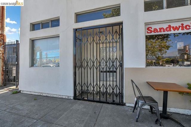 6041 San Pablo Ave, Oakland, CA 94608
