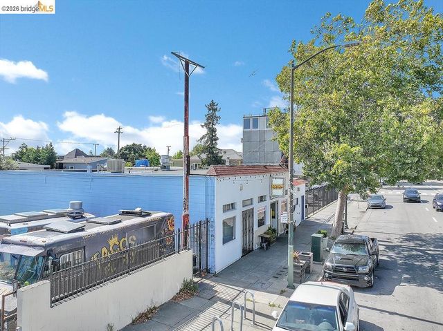 6041 San Pablo Ave, Oakland, CA 94608