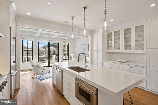 3722 S ST NW, Washington, DC 20007