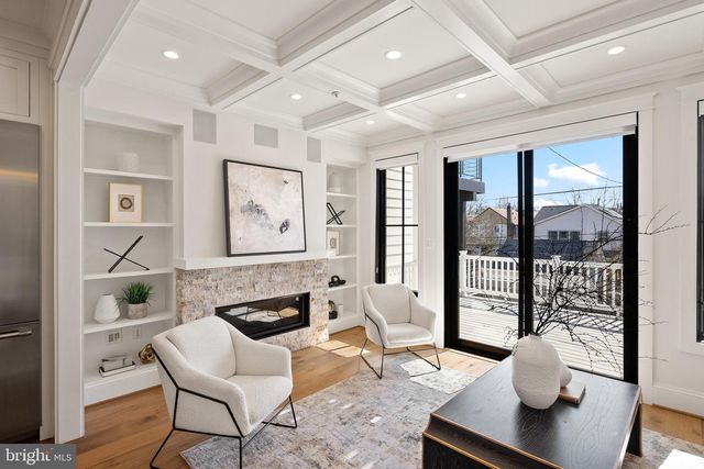 3722 S ST NW, Washington, DC 20007