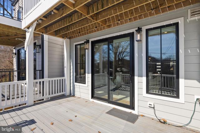 3722 S ST NW, Washington, DC 20007