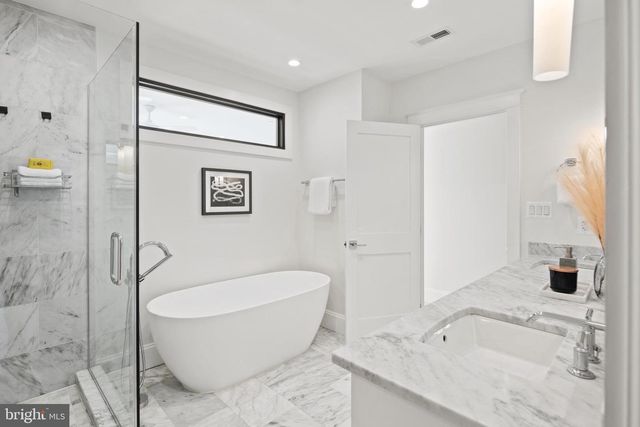 3722 S ST NW, Washington, DC 20007
