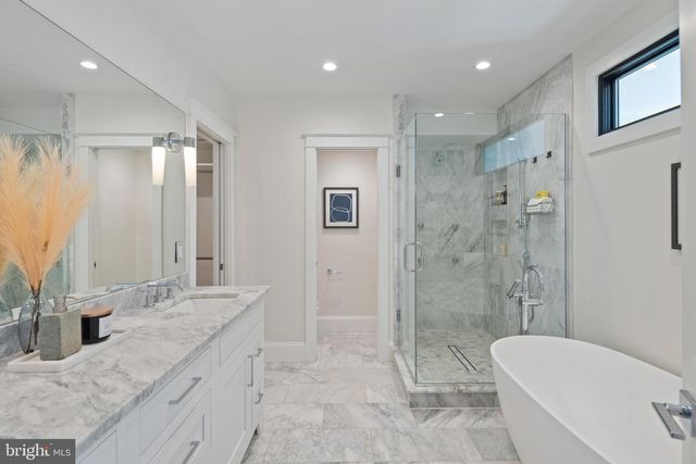 3722 S ST NW, Washington, DC 20007