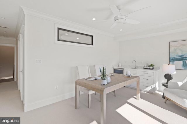 3722 S ST NW, Washington, DC 20007