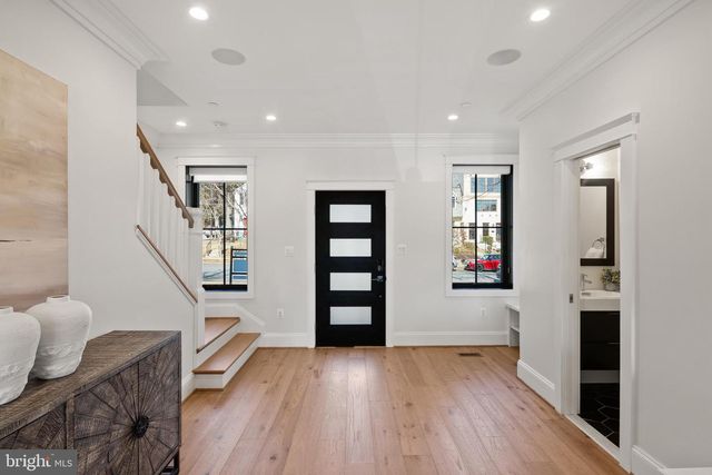 3722 S ST NW, Washington, DC 20007