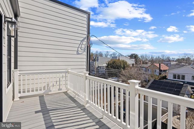 3722 S ST NW, Washington, DC 20007