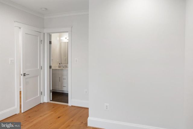 3722 S ST NW, Washington, DC 20007