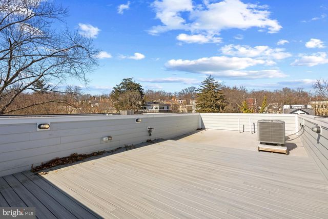 3722 S ST NW, Washington, DC 20007
