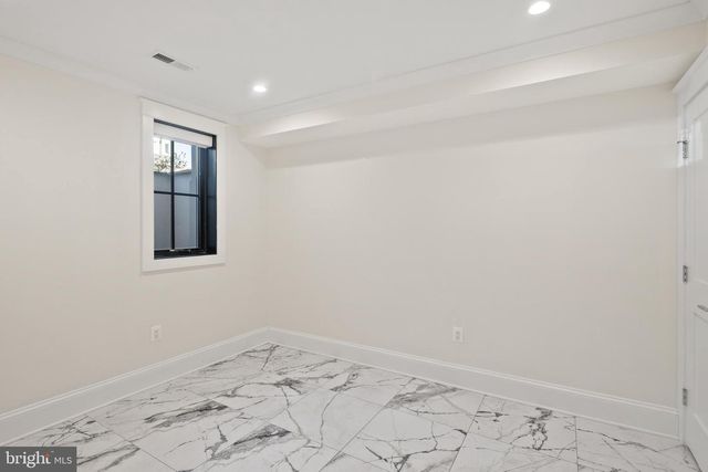 3722 S ST NW, Washington, DC 20007