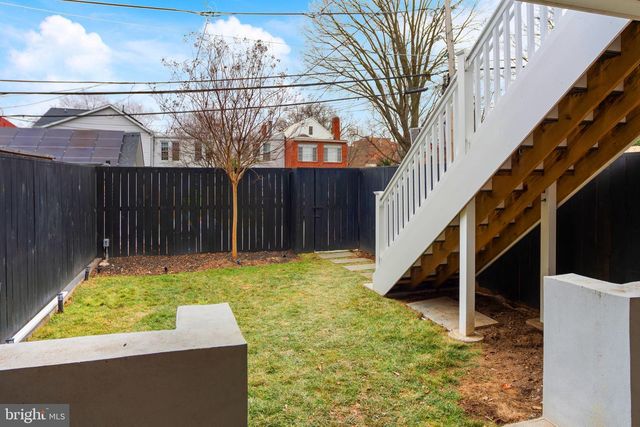 3722 S ST NW, Washington, DC 20007