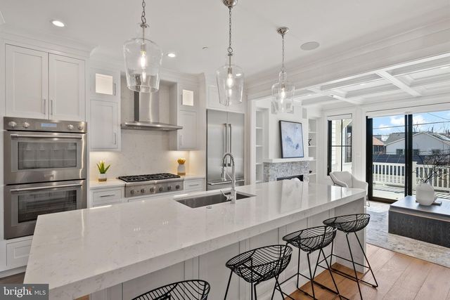 3722 S ST NW, Washington, DC 20007