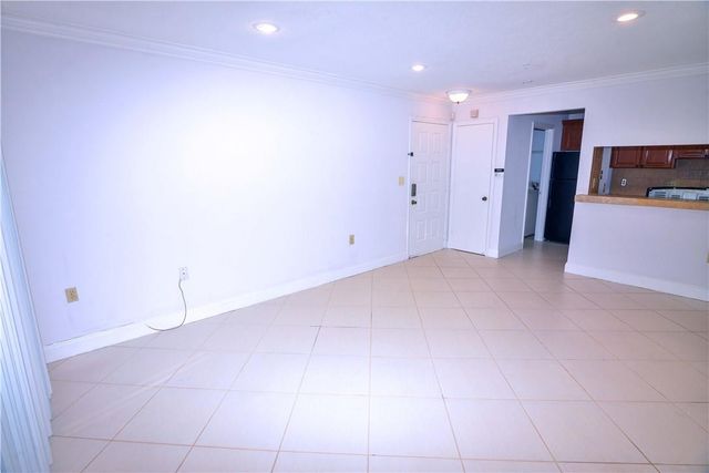 2313 N CONGRESS Avenue 12, Boynton Beach, FL 33426