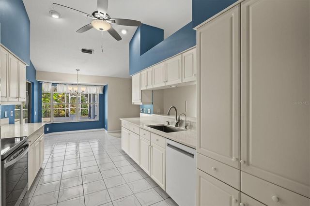 905 BECKLEY DRIVE, Venice, FL 34292