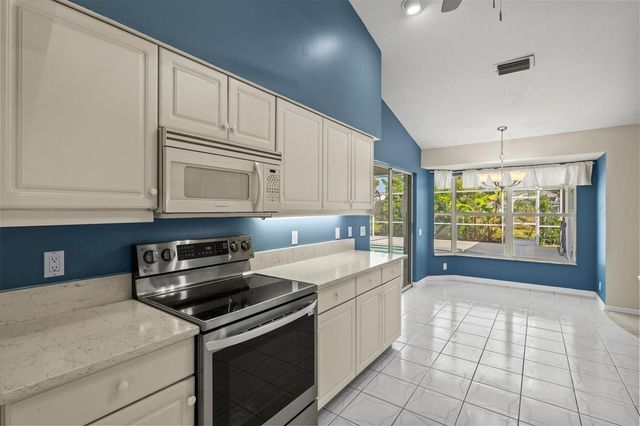 905 BECKLEY DRIVE, Venice, FL 34292