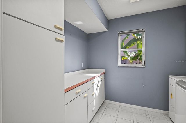 905 BECKLEY DRIVE, Venice, FL 34292