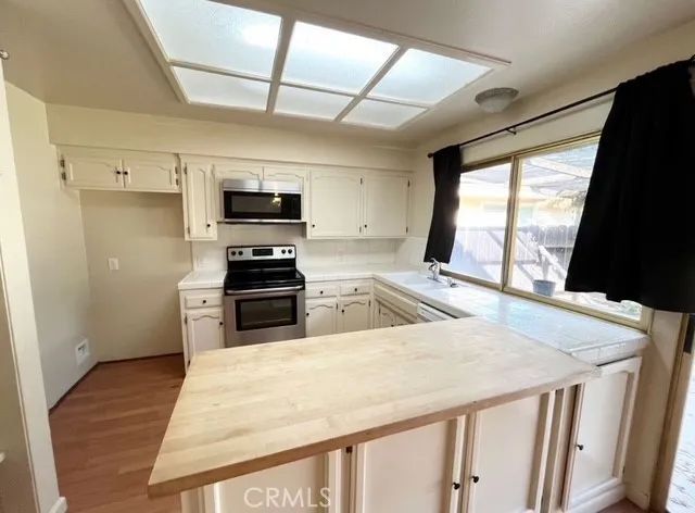 3056 Bedford, Merced, CA 95340