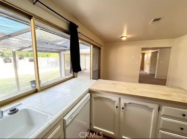 3056 Bedford, Merced, CA 95340