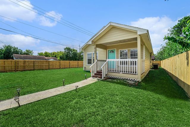 4146 Brinkley Street, Houston, TX 77051