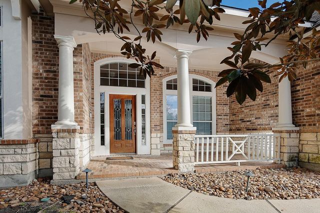 50 N Lansdowne Circle, The Woodlands, TX 77382