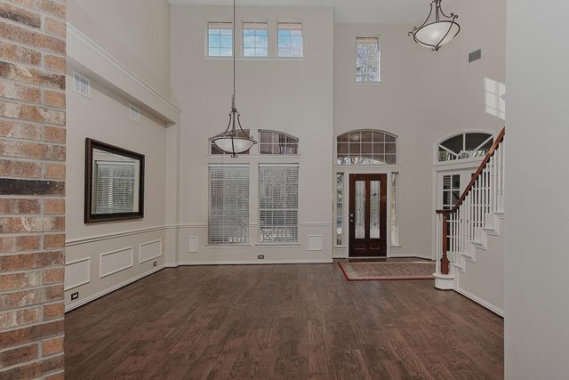 50 N Lansdowne Circle, The Woodlands, TX 77382