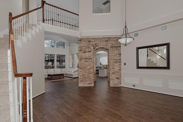 50 N Lansdowne Circle, The Woodlands, TX 77382