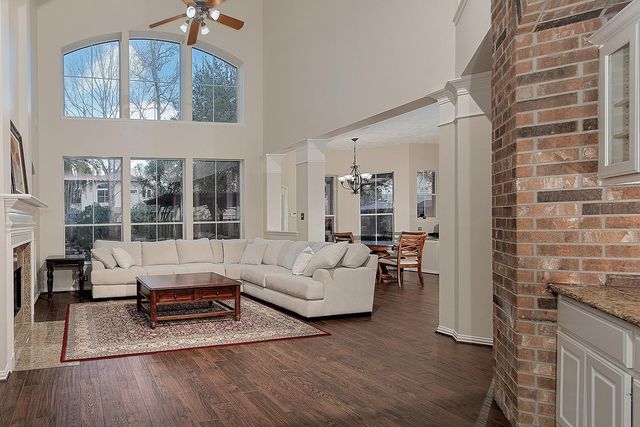 50 N Lansdowne Circle, The Woodlands, TX 77382